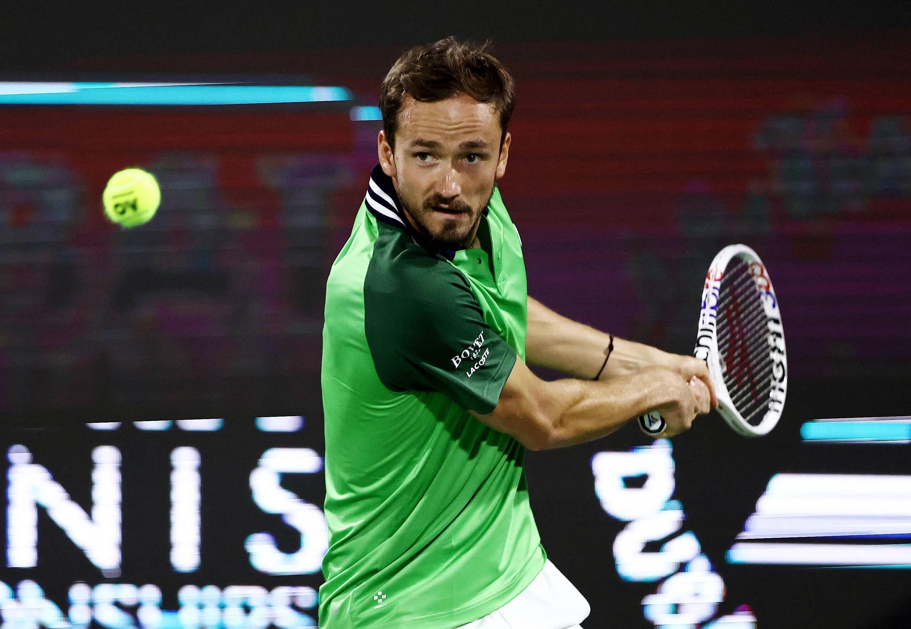 英国网球队绝杀美国网球队，梅德韦杰夫打破历史纪录