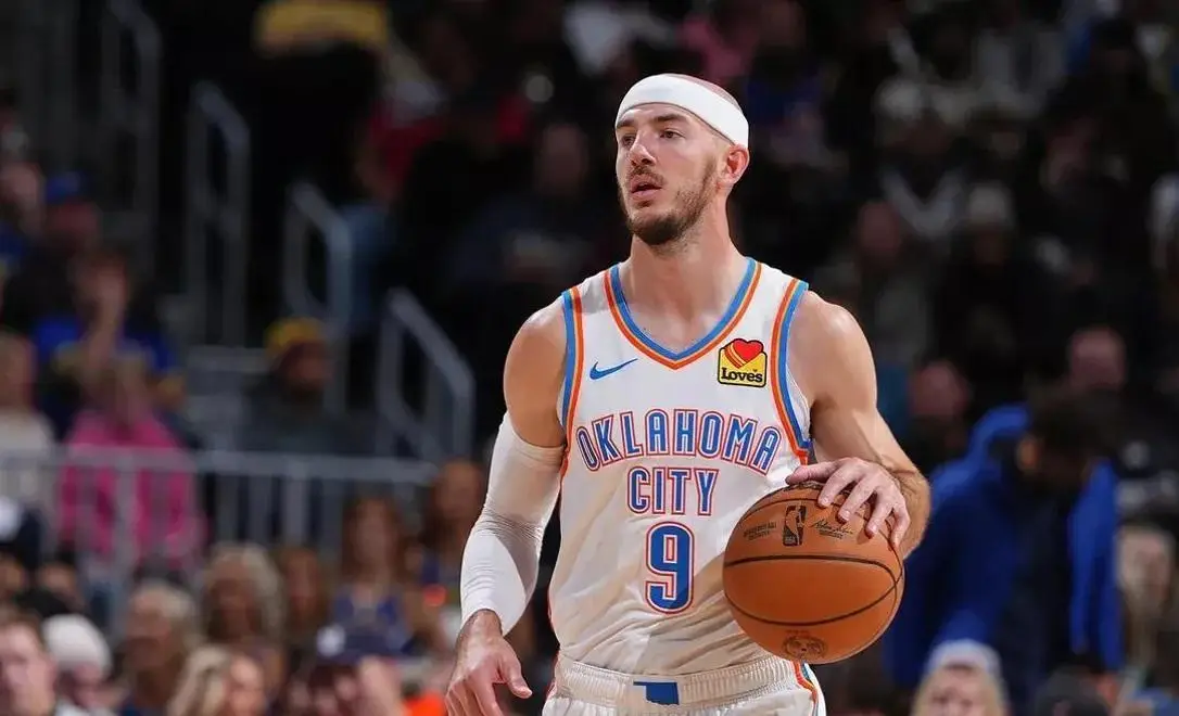 开云体育官网-热火B队横扫灰熊，凯尔·库兹马惊艳世界