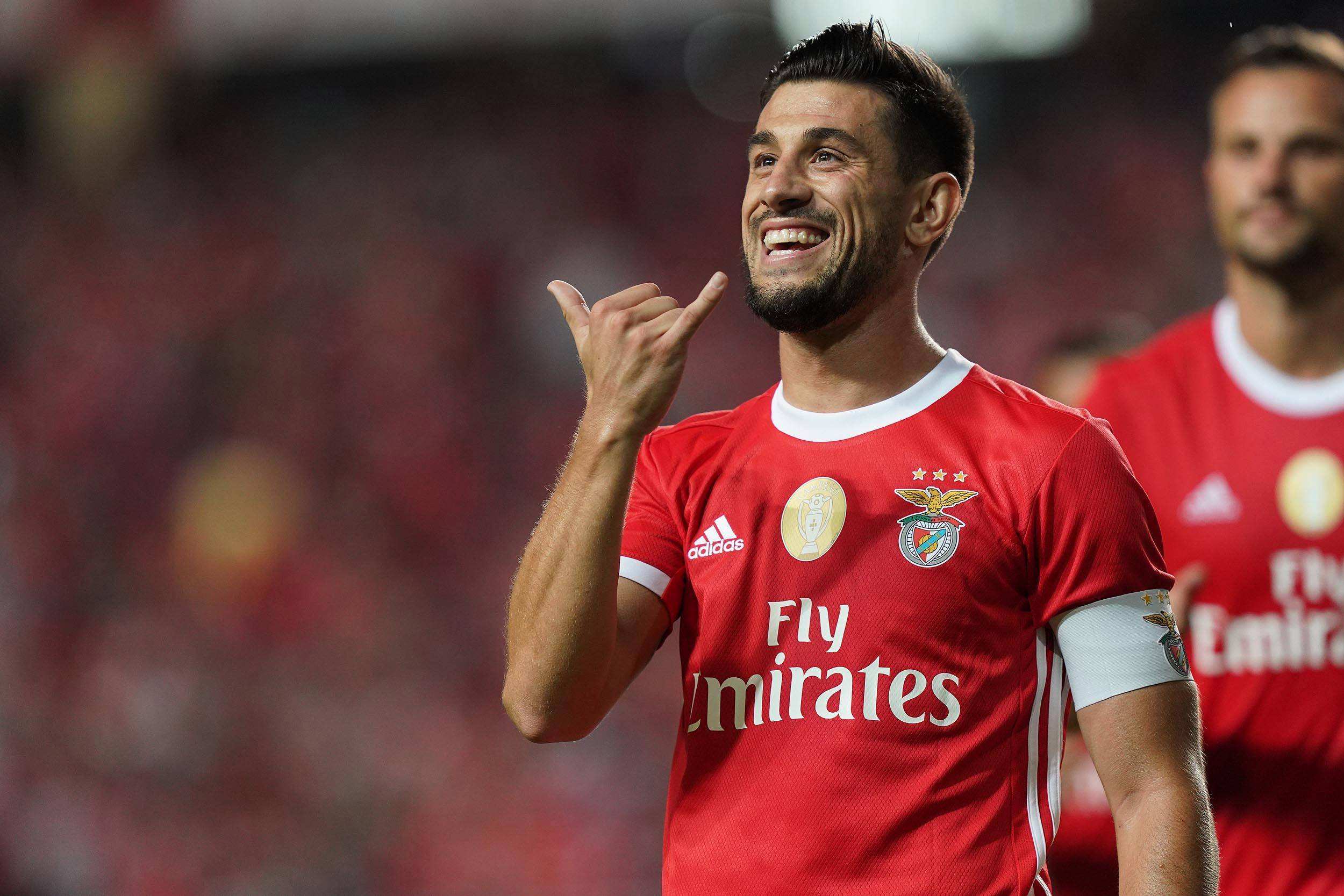 开云体育入口-莱比锡红牛碾压乌克兰，法比尼奥惊艳四座