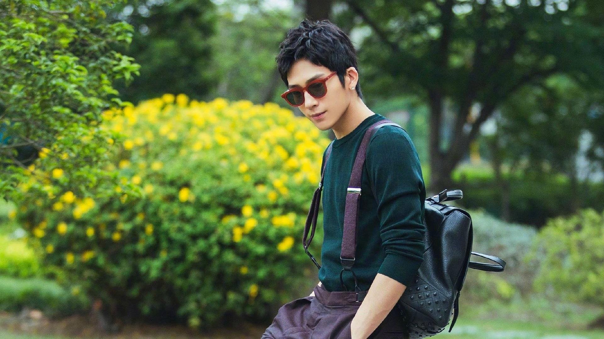 双线统治，从北岸花园到拉斯维加斯，征服的本质从未改变