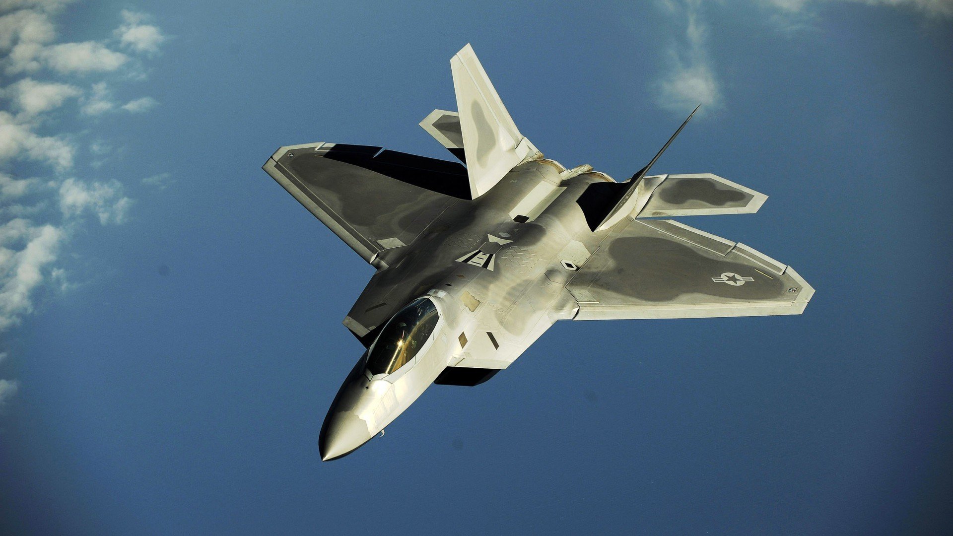 开云sport-雨林神话，巴西竞技在亚马逊暴雨中正面击溃皇家社会，苏亚雷斯用三记绝杀书写老兵传奇